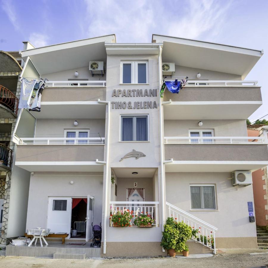 Apartments Tiho & Jelena ブラチェ エクステリア 写真